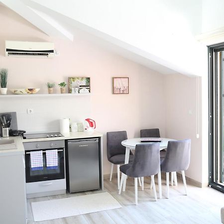 Apartmani Dijana 2 โกตอร์ ภายนอก รูปภาพ