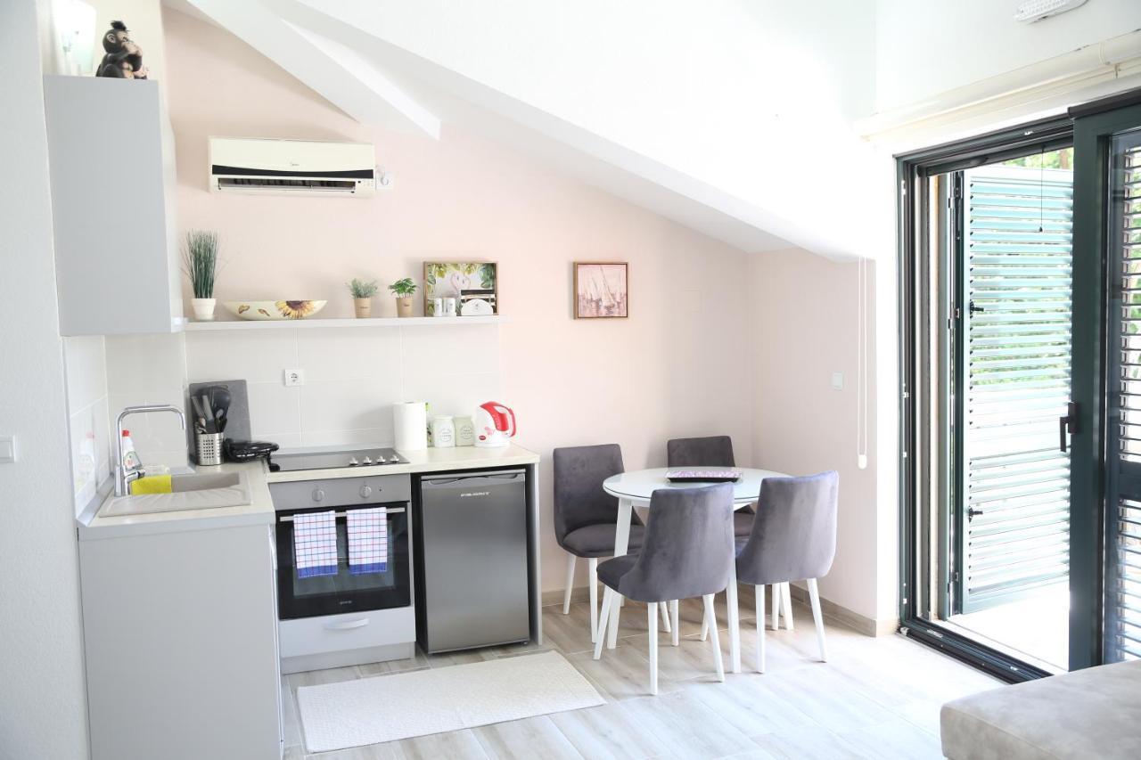 Apartmani Dijana 2 โกตอร์ ภายนอก รูปภาพ
